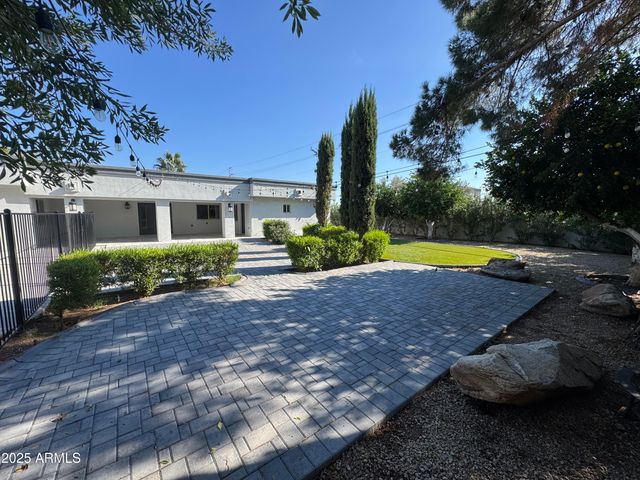 15402 N 57TH Street, Scottsdale, AZ 85254