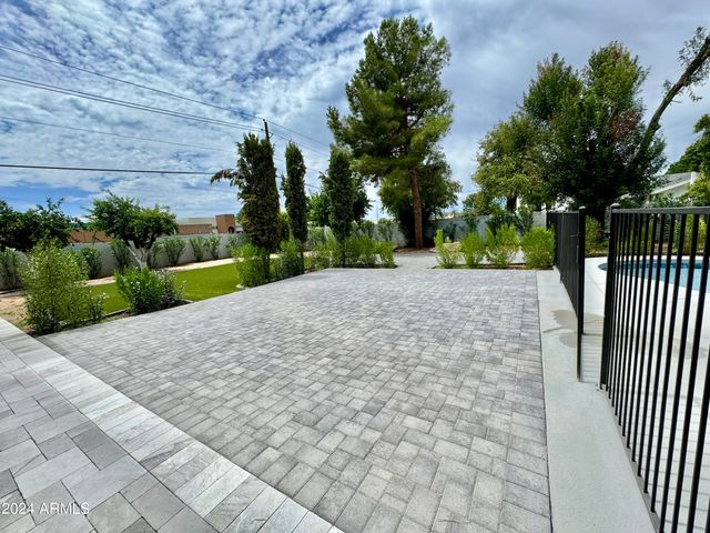 15402 N 57TH Street, Scottsdale, AZ 85254