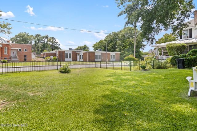601 N Road Street, Elizabeth City, NC 27909
