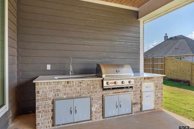 1216 Golden Eagle Way, Whitehouse, TX 75791