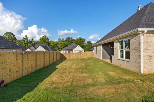 1216 Golden Eagle Way, Whitehouse, TX 75791