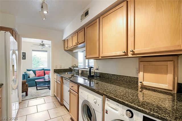 2843 Geary Place 3108, Las Vegas, NV 89109