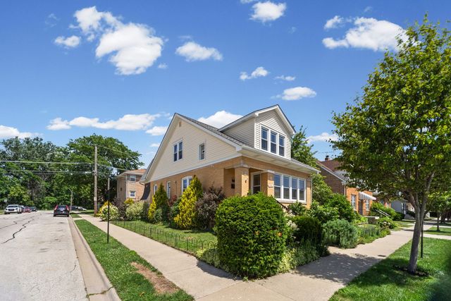 6556 W Ebinger Drive 2, Niles, IL 60714