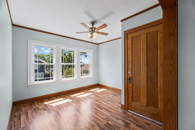 6556 W Ebinger Drive 2, Niles, IL 60714