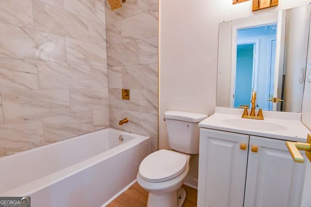 53 Darwin Drive, Jonesboro, GA 30238