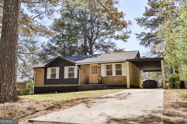53 Darwin Drive, Jonesboro, GA 30238