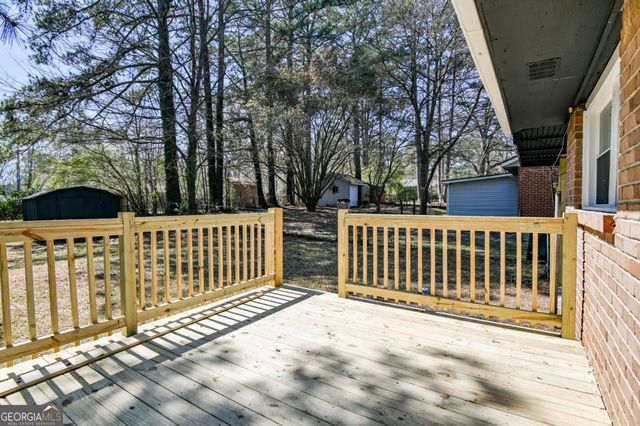 53 Darwin Drive, Jonesboro, GA 30238