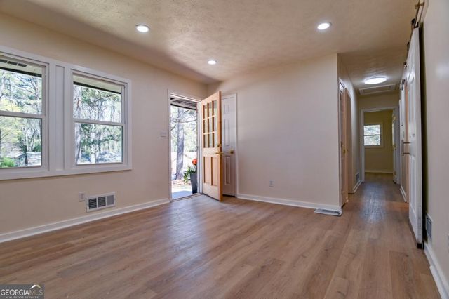 53 Darwin Drive, Jonesboro, GA 30238