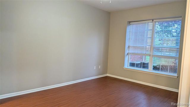 15286 Cornell Drive, Clinton Township, MI 48038