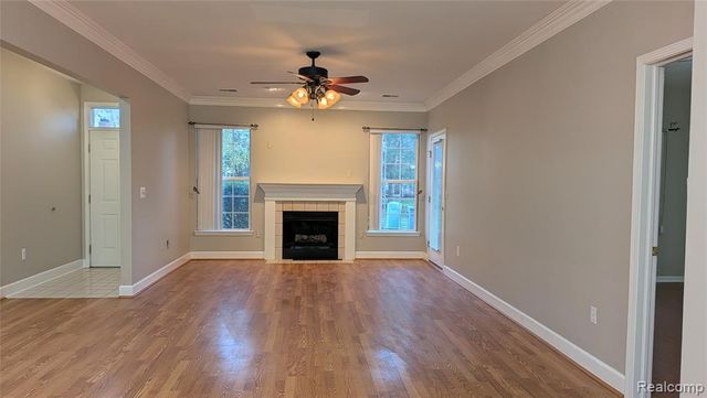 15286 Cornell Drive, Clinton Township, MI 48038
