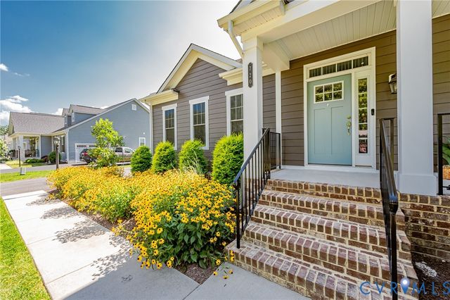 720 Chapman St, Ashland, VA 23005