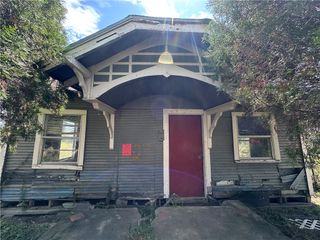 425 E Richard Ave, Kingsville, TX 78363