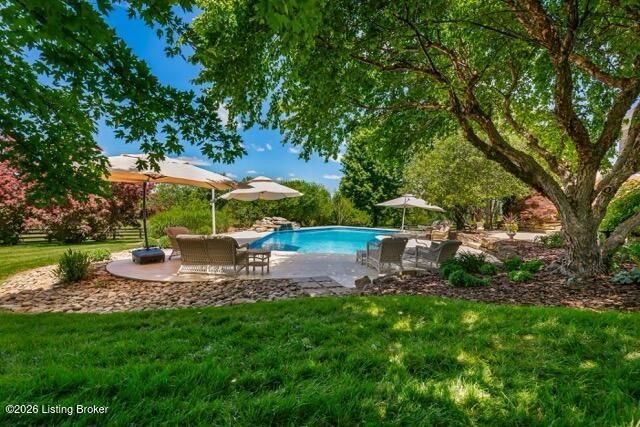 107 My Kentucky Rose Cir, Simpsonville, KY 40067