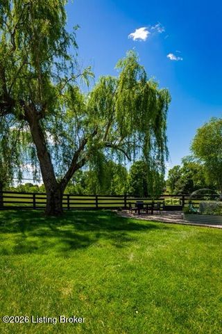 107 My Kentucky Rose Cir, Simpsonville, KY 40067