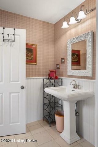 107 My Kentucky Rose Cir, Simpsonville, KY 40067
