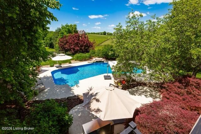 107 My Kentucky Rose Cir, Simpsonville, KY 40067