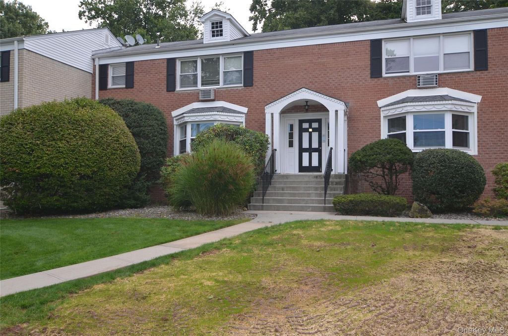 13 LENOX Court 911, Suffern, NY 10901 — photo 2