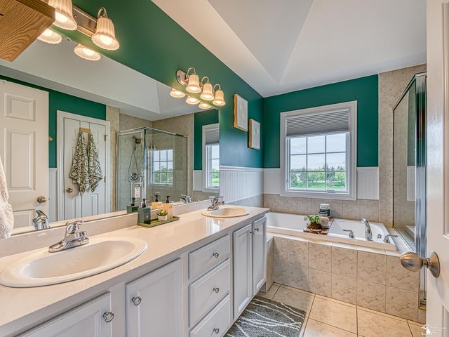 453 Corinth Circle, Dundee, MI 48131