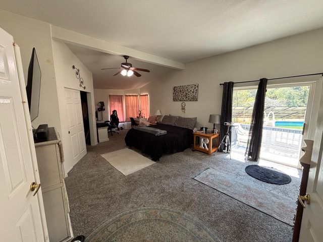 10273 Holcomb Dr, Grass Valley, CA 95949