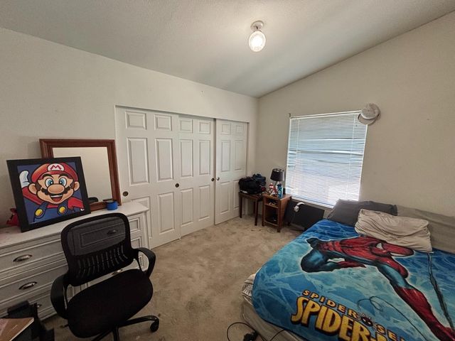 10273 Holcomb Dr, Grass Valley, CA 95949