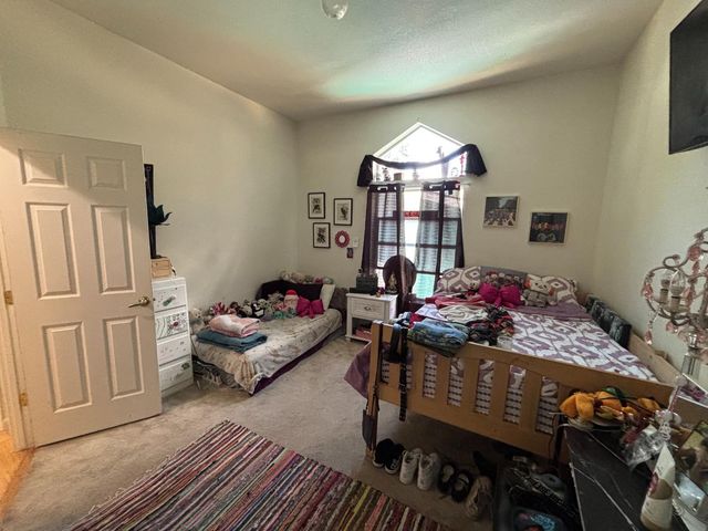 10273 Holcomb Dr, Grass Valley, CA 95949