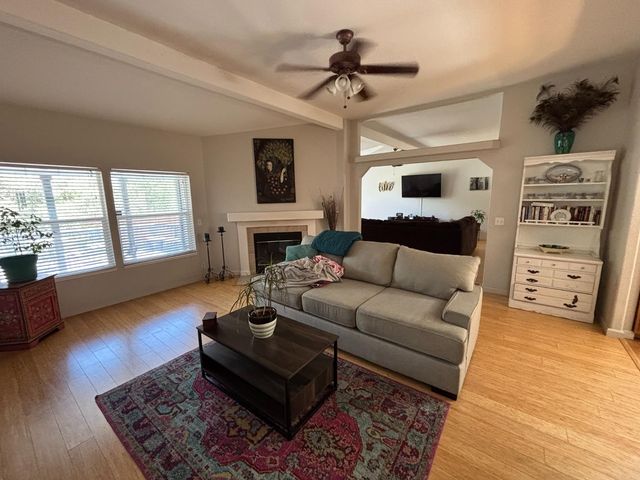 10273 Holcomb Dr, Grass Valley, CA 95949