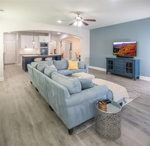 416 Wiltshire Boulevard, Lewisville, TX 75056