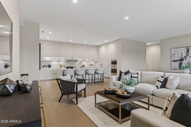 19355 N 73RD Way E2014, Scottsdale, AZ 85255