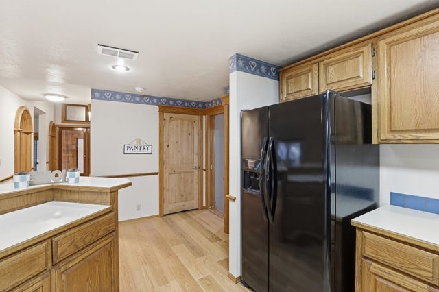 4221 E Bailey Rd, Chattaroy, WA 99003