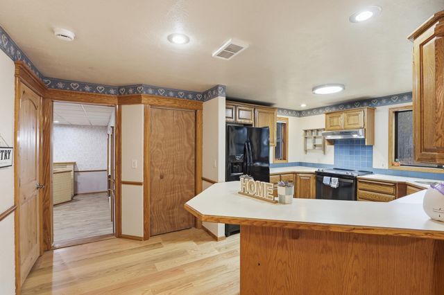 4221 E Bailey Rd, Chattaroy, WA 99003
