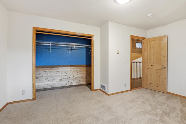 4221 E Bailey Rd, Chattaroy, WA 99003
