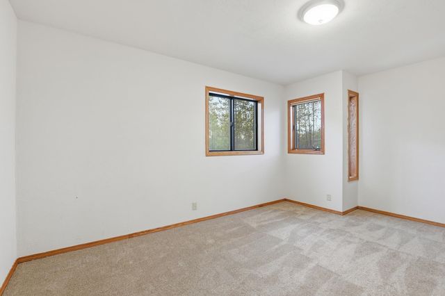 4221 E Bailey Rd, Chattaroy, WA 99003
