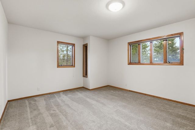 4221 E Bailey Rd, Chattaroy, WA 99003