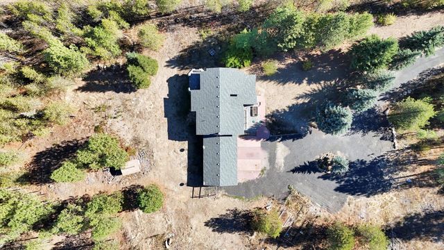 4221 E Bailey Rd, Chattaroy, WA 99003