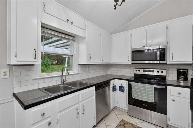 2521 Country Club Drive, Conyers, GA 30013