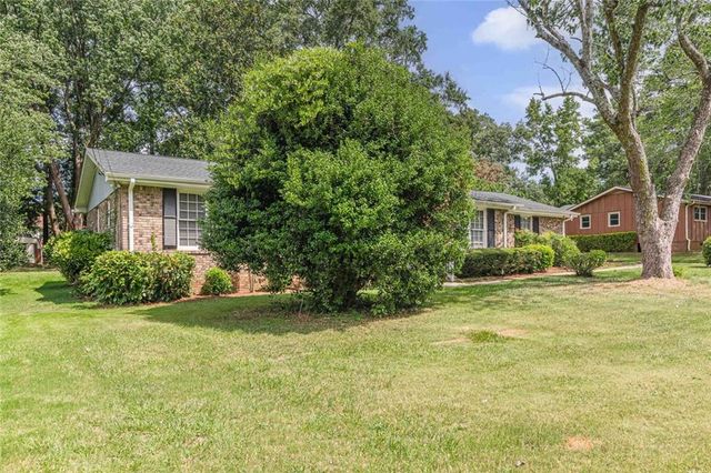 2521 Country Club Drive, Conyers, GA 30013