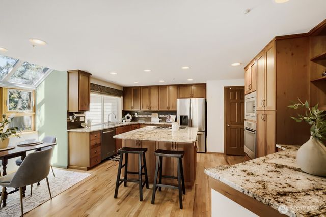 7739 143rd Avenue SE, Newcastle, WA 98059