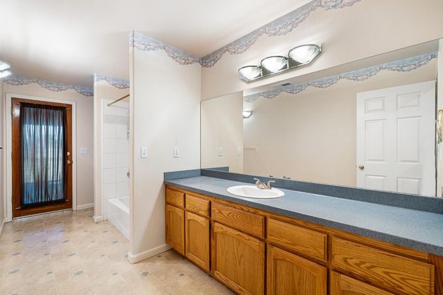 14304 Huntington Road, Madera, CA 93636