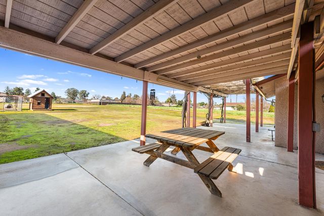 14304 Huntington Road, Madera, CA 93636