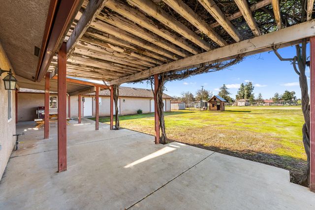 14304 Huntington Road, Madera, CA 93636