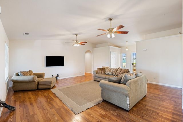 14304 Huntington Road, Madera, CA 93636