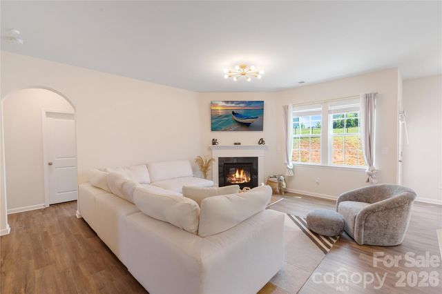 1001 Linn Cove Cove, Waxhaw, NC 28173