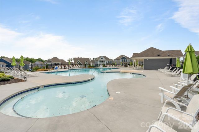 1001 Linn Cove Cove, Waxhaw, NC 28173