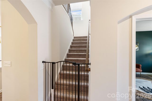 1001 Linn Cove Cove, Waxhaw, NC 28173