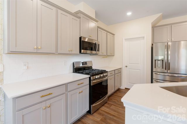 1001 Linn Cove Cove, Waxhaw, NC 28173