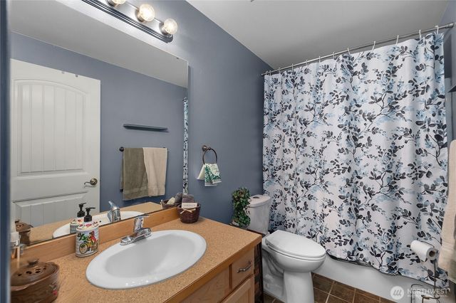 30 SE Mariner Lane, Shelton, WA 98584