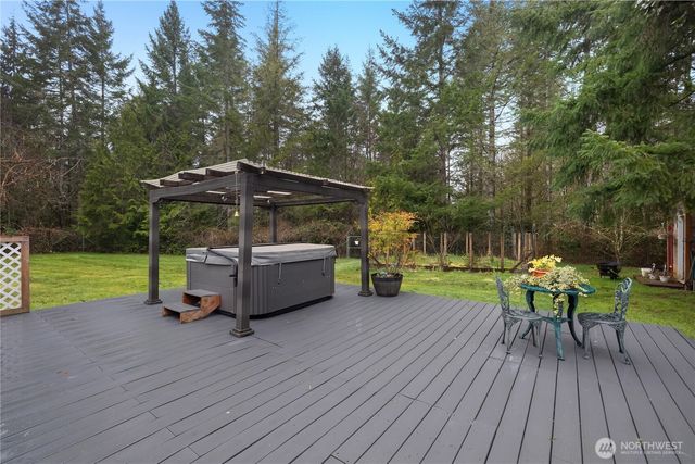 30 SE Mariner Lane, Shelton, WA 98584