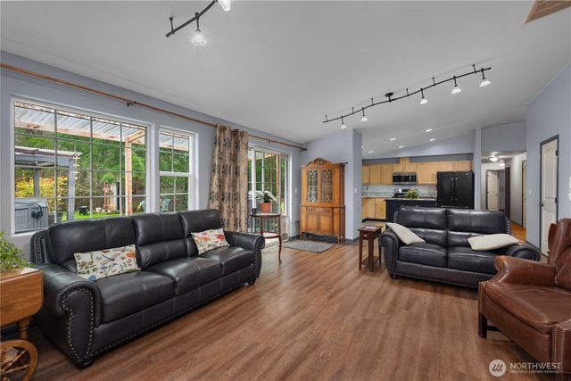 30 SE Mariner Lane, Shelton, WA 98584