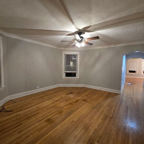 7529 N Claremont Avenue 2, Chicago, IL 60645