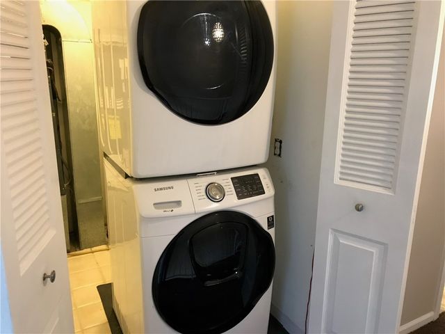 265 Bay Village Drive, Irondequoit, NY 14609